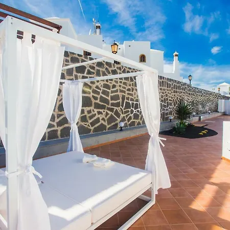 Villa Ereza Amparo Playa Blanca